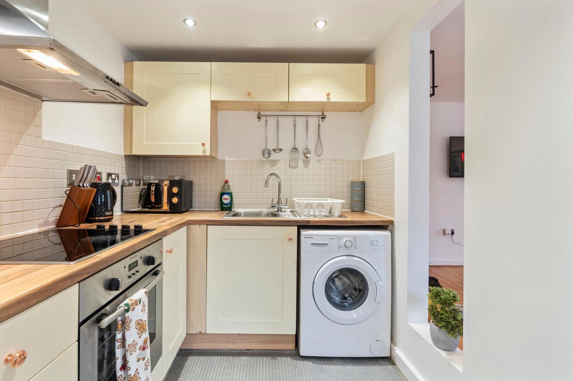 Centre 2br & Free Netflix Apartment *
